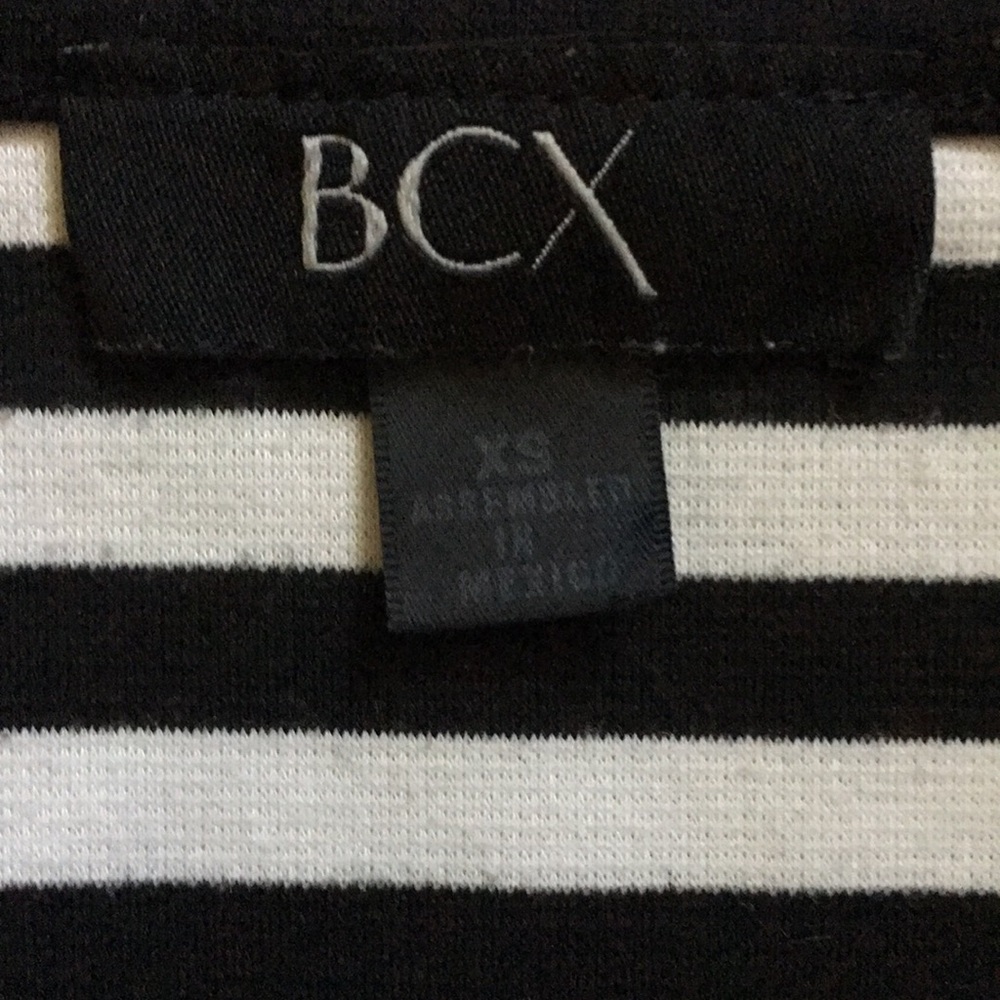 Black and white striped blouse - Picture 8 of 11
